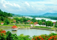 Khu di tích Trần Phú – Khu di tích Nguyễn Du – Khu tưởng niệm Lý Tự Trọng - Thiên Cầm – Hồ Kẻ Gỗ – Cảng Vũng Áng